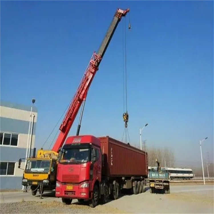 淮南大通路灯高空安装如何选吊车？租赁费用、施工流程及安全规范全解析