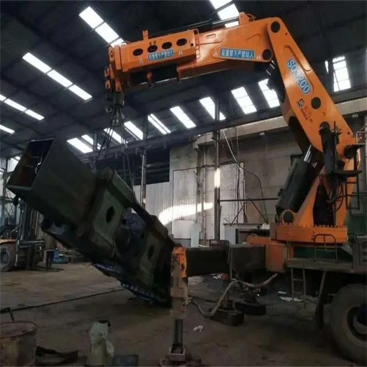 淮南大通130吨折臂吊车出租吊机租赁附近电话