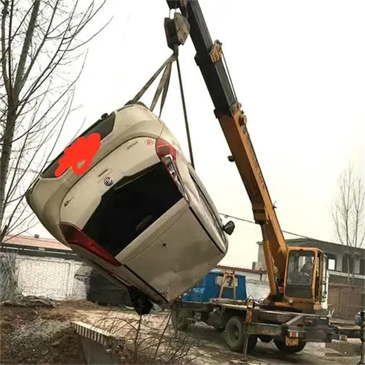 淮南大通吊车吊轿车租赁指南：如何选吨位、避风险、省预算